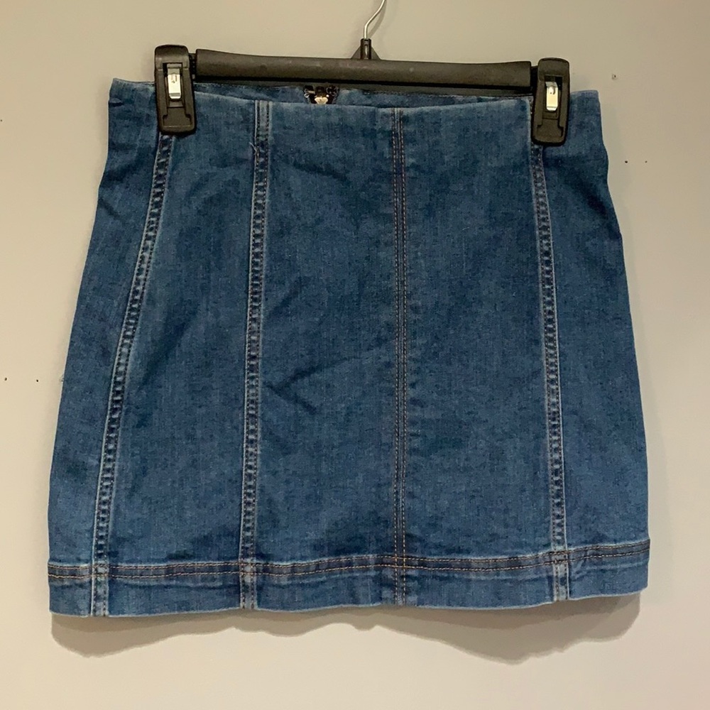 Wild fable mini denim skirt size 4